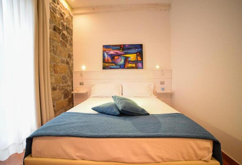 Quarto Estandar Vista Montanha, B&b La Roccia Dell Elefante