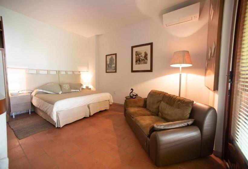 اتاق لوکس با چشم‌انداز باغ, B&b Parco Antico