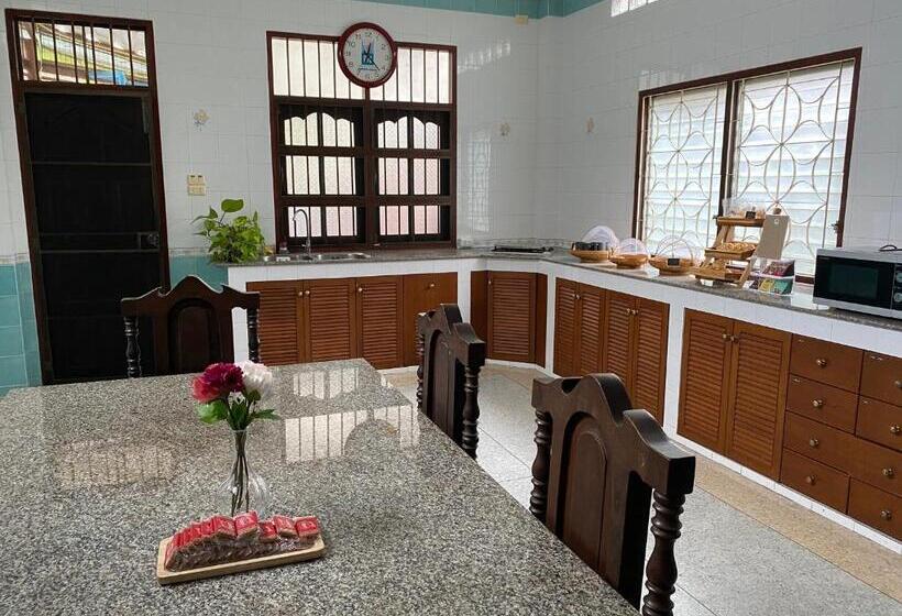 带城市景观的高级房间, Niece Hostel Phuket   Sha Extra Plus