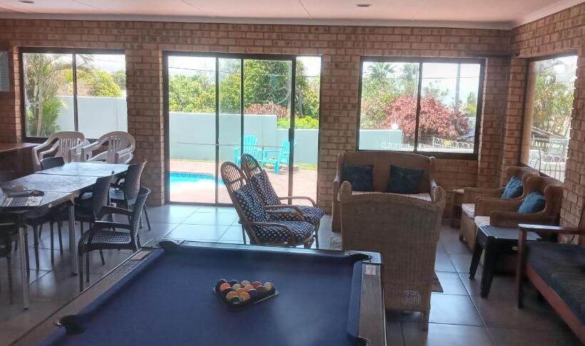 스탠다드 룸 바다 전망, Rockview Guest House