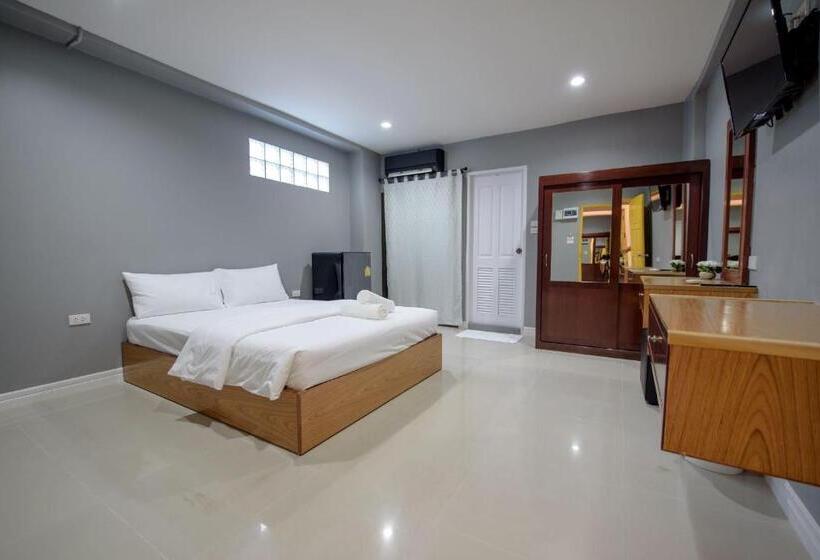 اتاق استاندارد, The New Residence Buriram