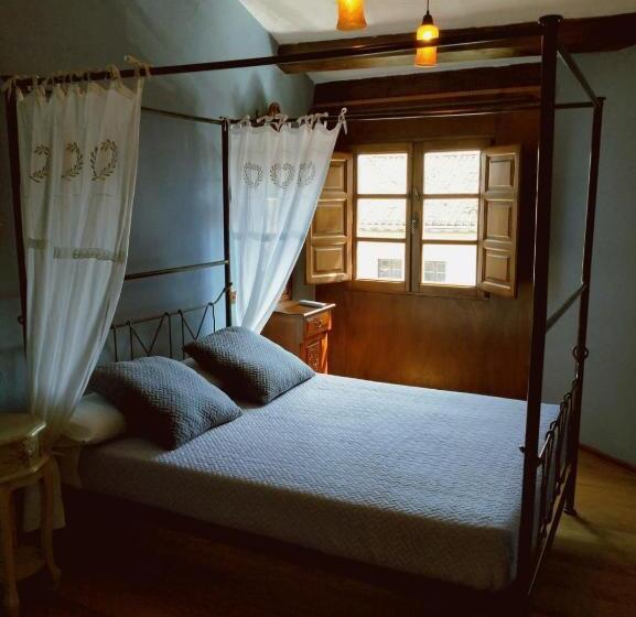 スタンダードルーム, Las Casas De Isu