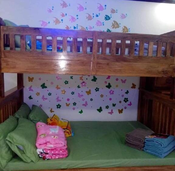 خانه 2 خوابه, Michaels Homestay   Farm Villa Nr Patar Beach & Bolinao Falls