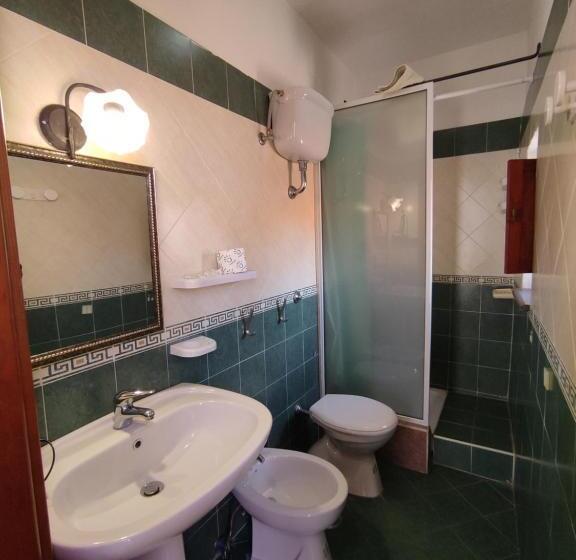 اتاق استاندارد با تخت بزرگ, Kirillos In Cilento