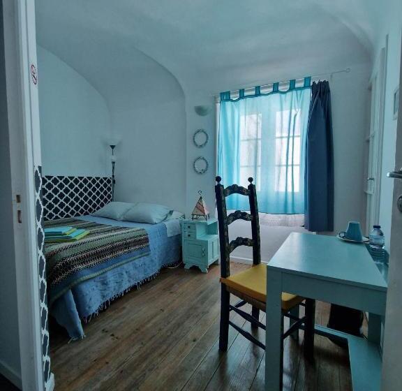 اتاق استاندارد یک نفره, The Aqueduct Guesthouse