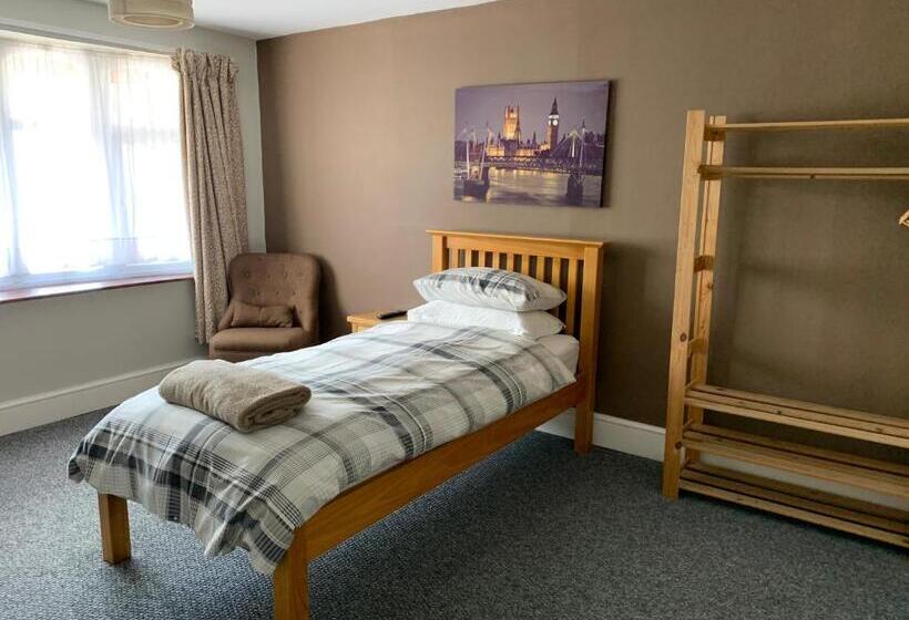 Номер Economy Индивидуальный, Bourton House