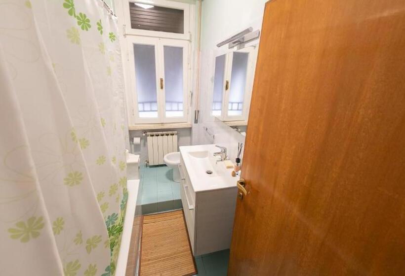 خانه 4 خوابه, The Homestay   Arezzo