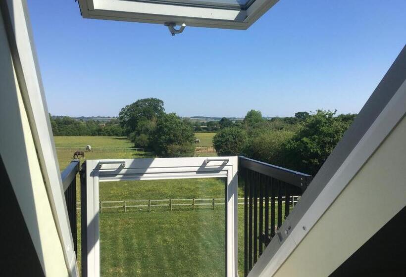Quarto Estandar com Sacada, Folly Fields Farm B&b