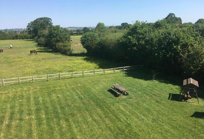 Номер Стандарт с Балконом, Folly Fields Farm B&b