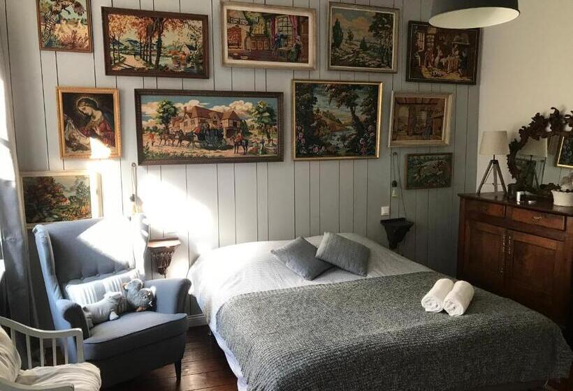 اتاق لوکس, B&b Du Cloître