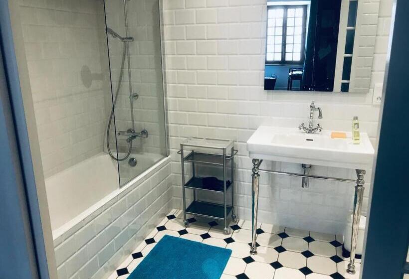 اتاق لوکس, B&b Du Cloître