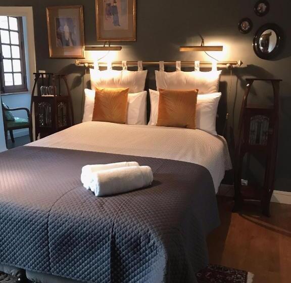 اتاق لوکس, B&b Du Cloître
