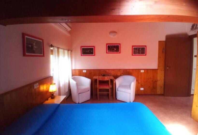 Номер Стандарт Трехместный, Guest House Il Nido Dello Svasso  Foresteria Lombarda