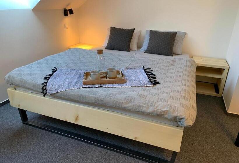 침실 1개 아파트, Treehouse Apartments