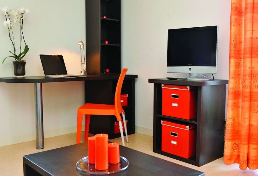 آپارتمان 2 خوابه, Appart City Classic Nantes St Herblain