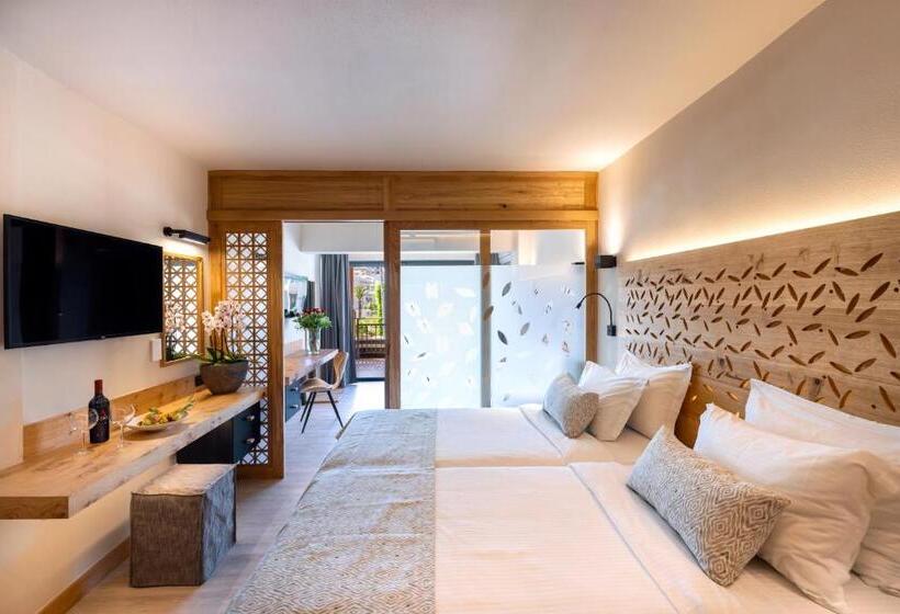 Quarto Familiar, Atlantis Beach