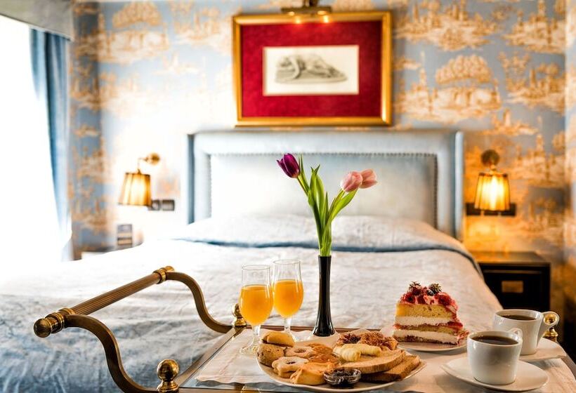 اتاق استاندارد یک نفره, Maison Grecque Hotel Extraordinaire