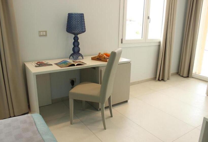 Номер Стандарт с Террасой, 103 Boutique Hotel Stintino