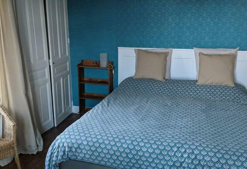 Номер Стандарт с Балконом, La Maison Normande