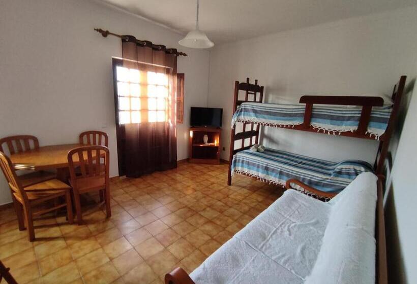 خانه 1 خوابه, Apartamento Rosa