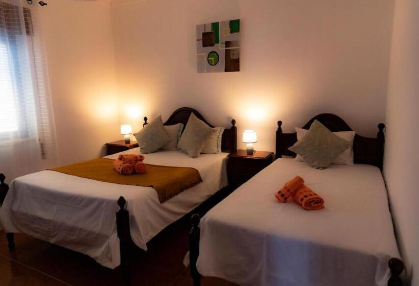 خانه 2 خوابه, Apartamento Rosa