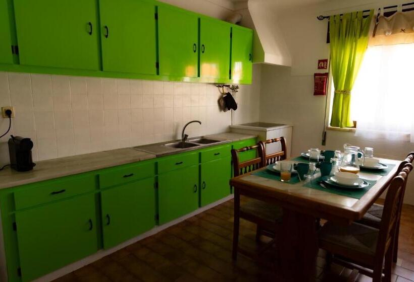 خانه 2 خوابه, Apartamento Rosa