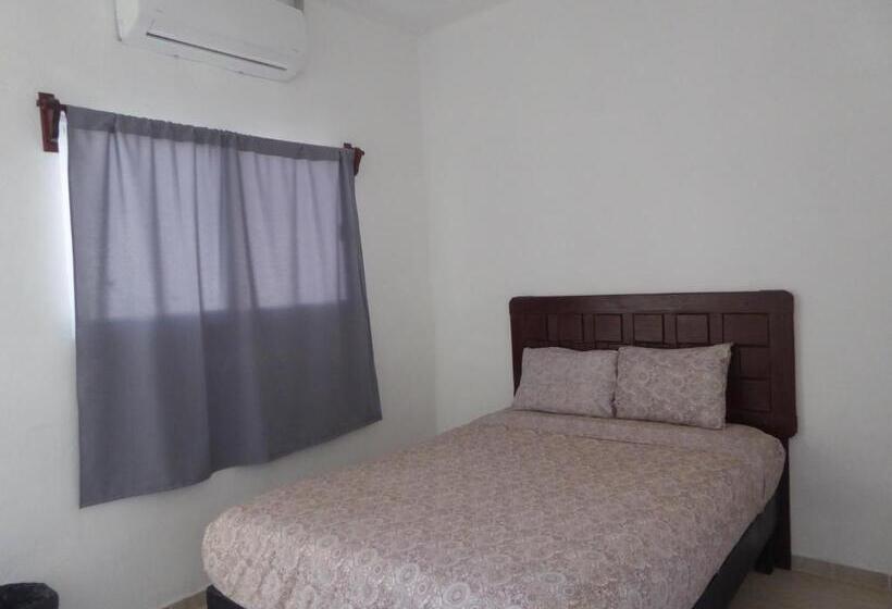 スタンダードルーム, Hostal Casa Clavel