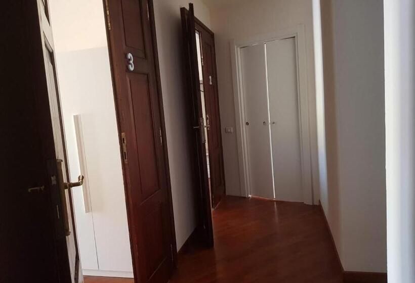 سوییت جونیور با بالکن, Locanda Al Portone