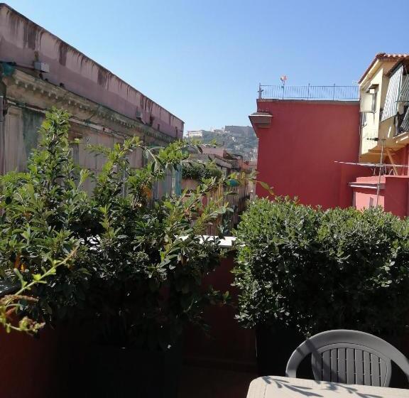 اتاق استاندارد با چشمانداز, I Dioscuri