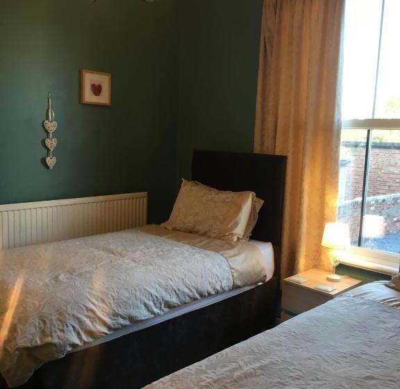 Номер Deluxe, The Townhouse B And B