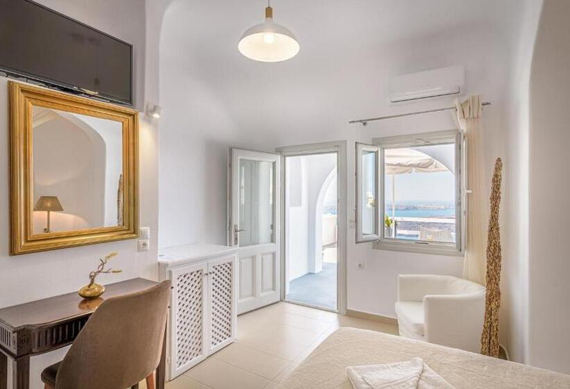اتاق سوپریور با چشم‌انداز, Avianto Suites