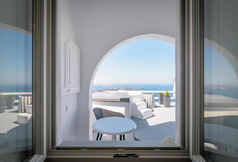 سوئیت جونیور با چشم‌انداز, Avianto Suites