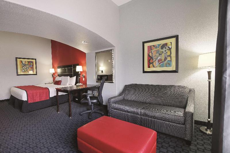 Люкс Повышенной Комфортности, La Quinta Inn & Suites By Wyndham South Dallas   Hutchins