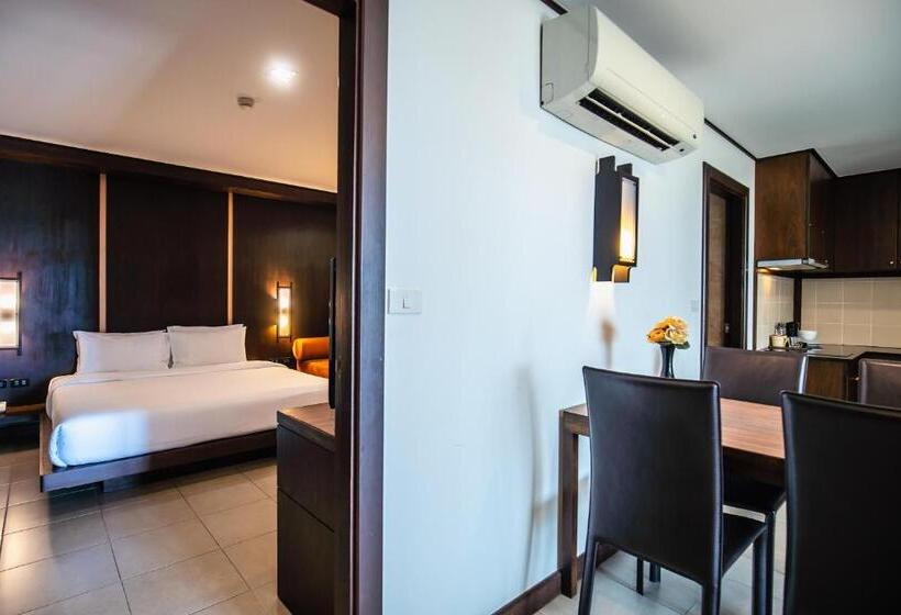 Люкс Вид на Море, Ratana Hotel Chalong