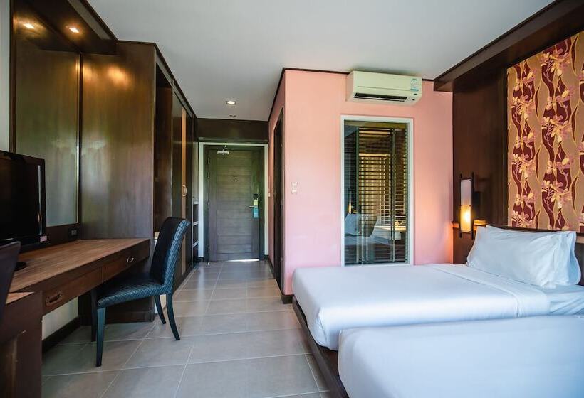 Номер Superior, Ratana Hotel Chalong