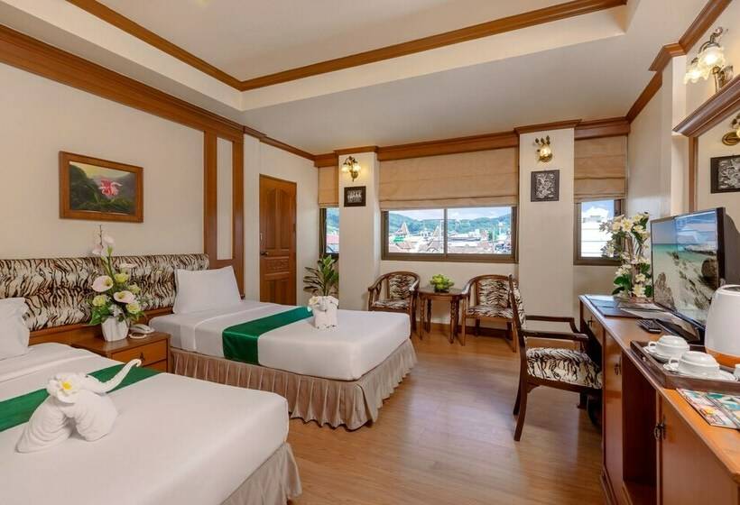 اتاق سوپریور, Tiger Inn