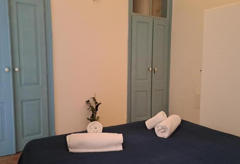 اتاق لوکس, Olhãomirante Guesthouse