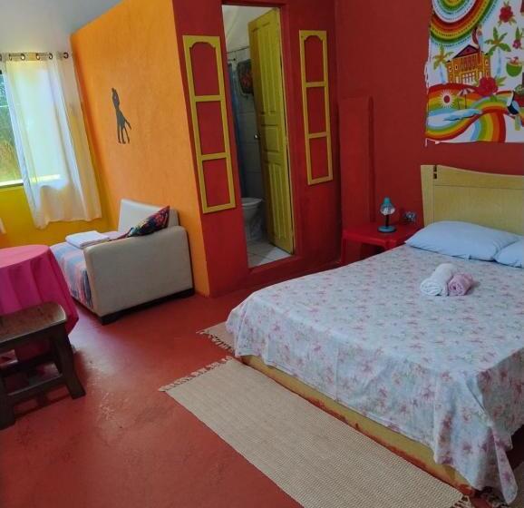 Номер Стандарт Индивидуальный, Perto Do Aeroporto De Salvador   Dona Pitanga Hostel
