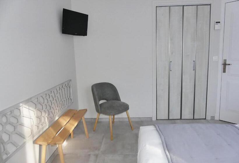 Family Suite, Les Ambaciales