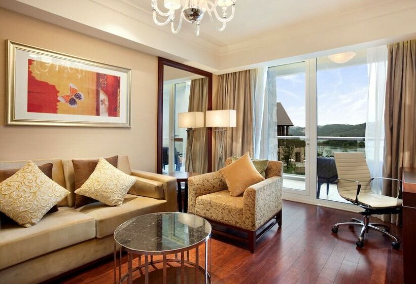 Deluxe Suite, Hilton Hangzhou Qiandao Lake Resort
