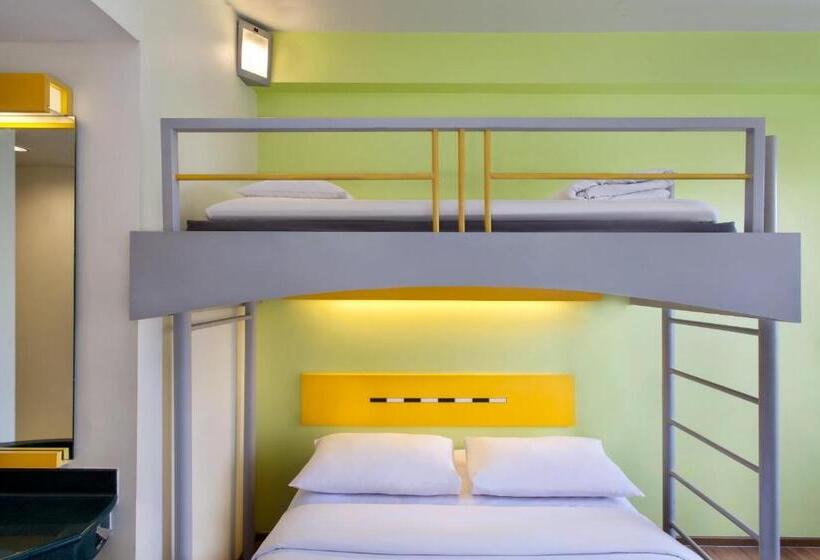اتاق استاندارد با تخت‌های تاشو, Ibis Budget Jakarta Menteng