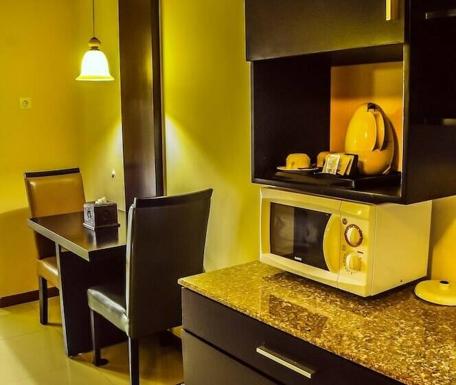 سوییت لوکس, Marbella Suites Bandung