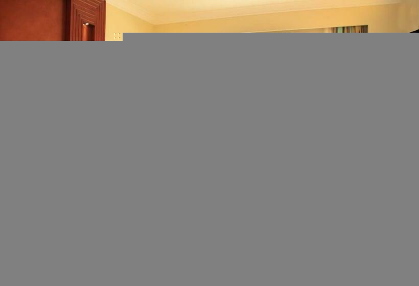اتاق خانوادگی تودرتو, Xperience Sea Breeze Resort