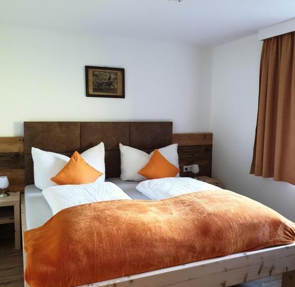 Апартаменты 1 Спальня с Террасой, Binter Apartments