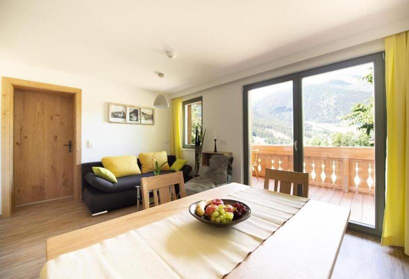 Апартаменты 1 Спальня с Балконом, Binter Apartments