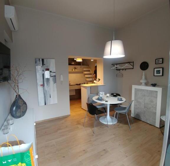 سوییت لوکس, Diadumeno Superior Apartment