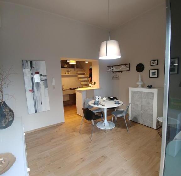سوییت لوکس, Diadumeno Superior Apartment
