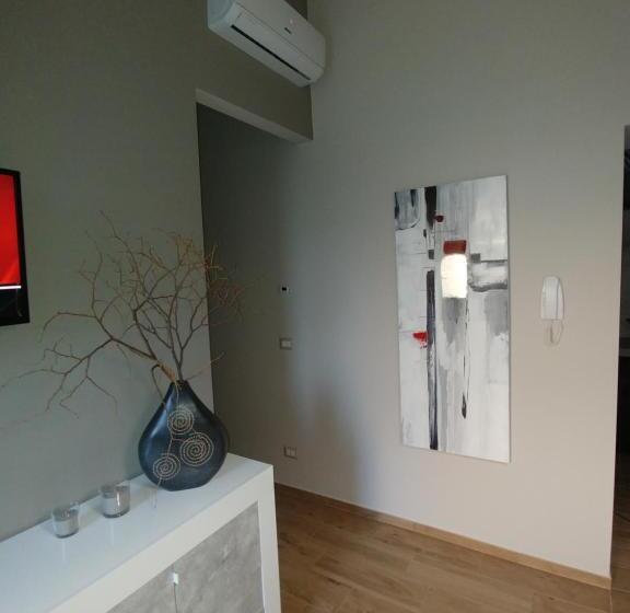 سوییت لوکس, Diadumeno Superior Apartment