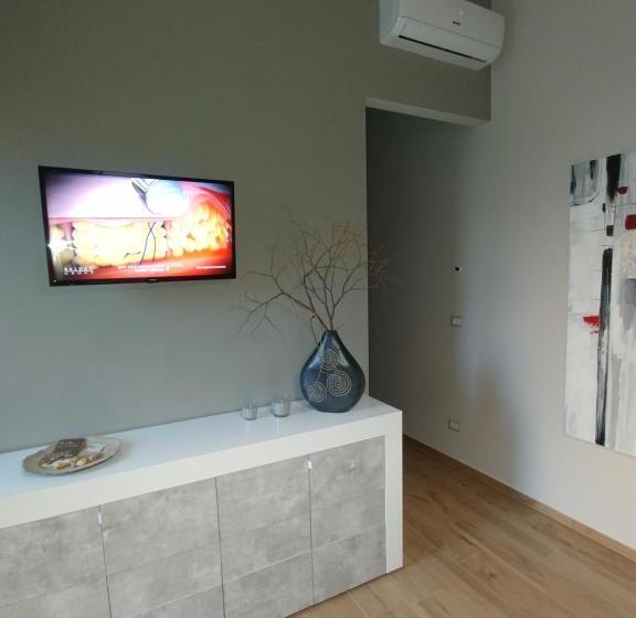 سوییت لوکس, Diadumeno Superior Apartment