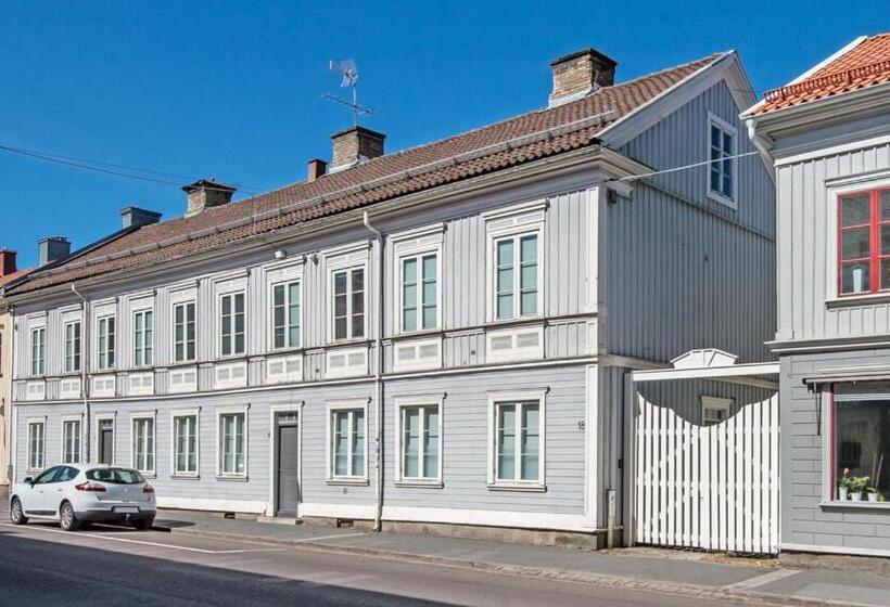 Апартаменты Deluxe 1 Спальня, City Apartments In Jonkoping
